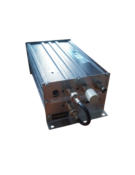 AR00542  -ATX23.  Émetteur 5 watts UHF - ATX23